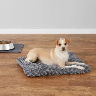 Amazon Basics Pet Bed and Crate Pad